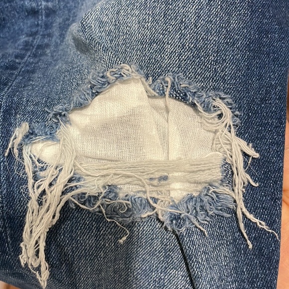 Modest Ripped Jeans - Picture 2 of 5
